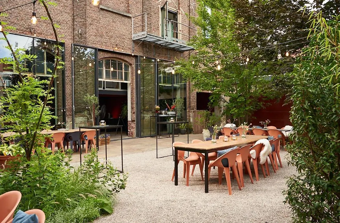 Studio 17 Gent 0*,  Belgium