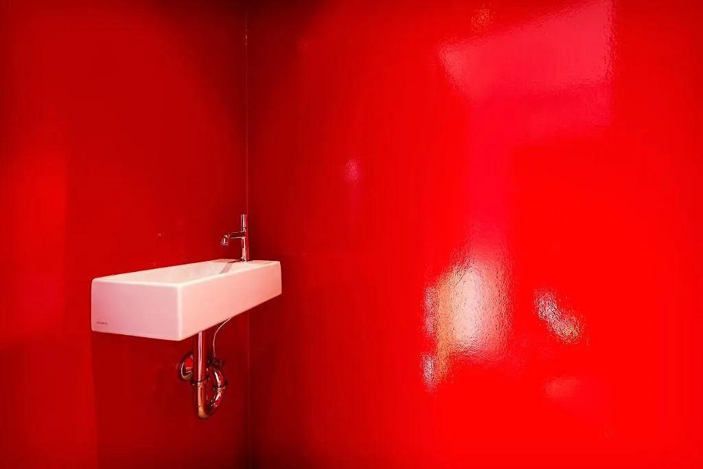 Studio 17 Gent 0*,